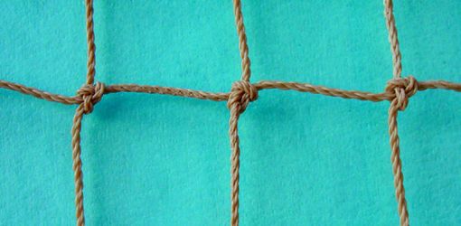 The Difference Between Knotless vs. Knotted Netting
