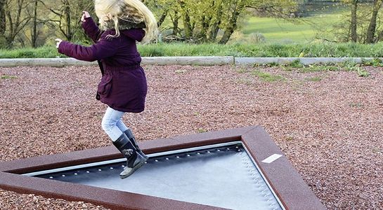 “Triangulum” Trampoline