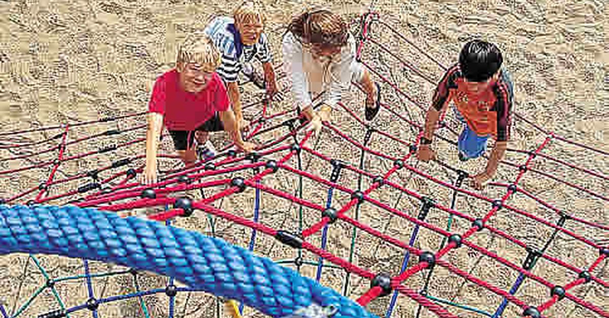 Dino Rope Net Pyramids - Huck