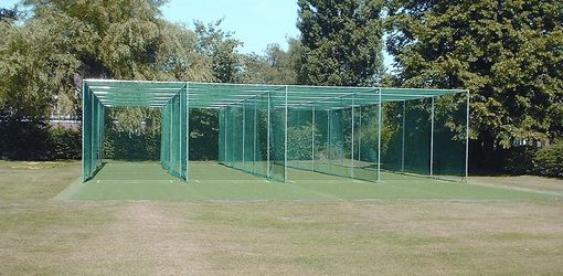 4 bay cricket cage