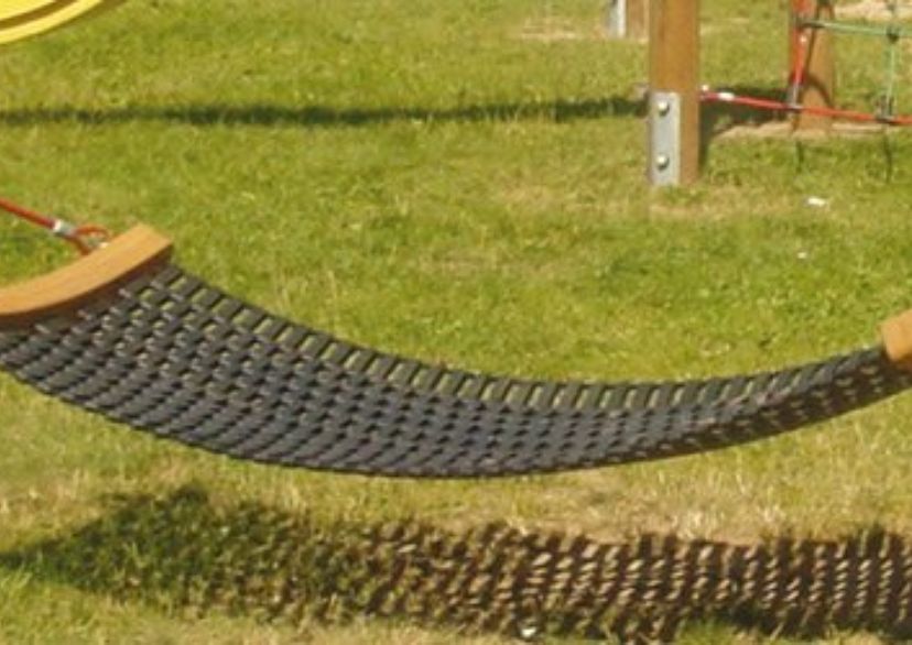 Steel link-rope hammock 2
