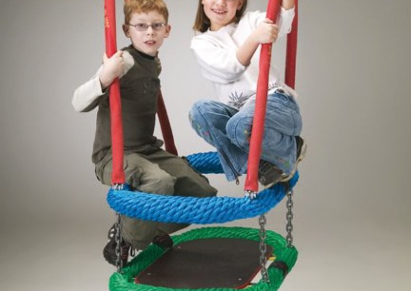 Oval rope-ring swing 2