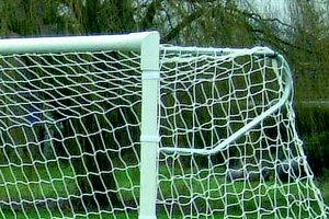 elbow net support for football goal