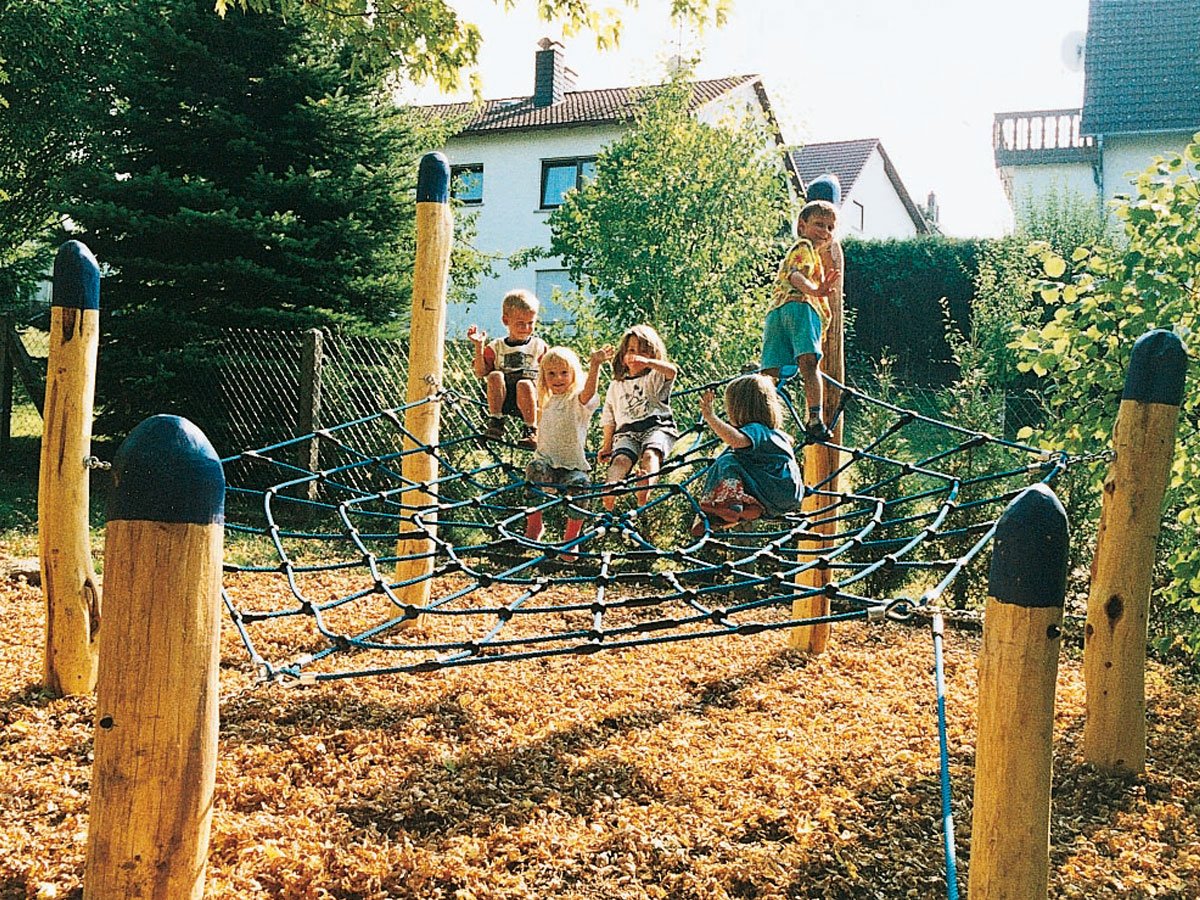 Высота бревна для детской площадки