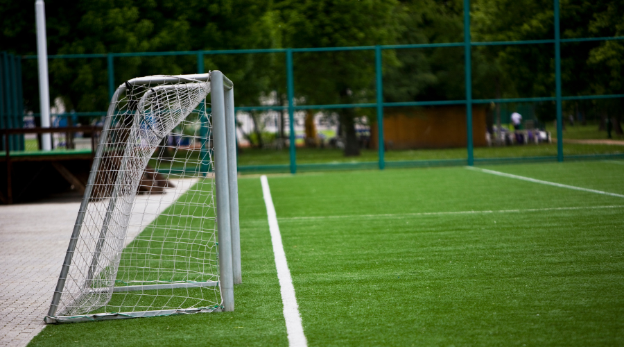 5 Tips To Set Up Football Goals For Your Garden For Maximum Fun! Huck