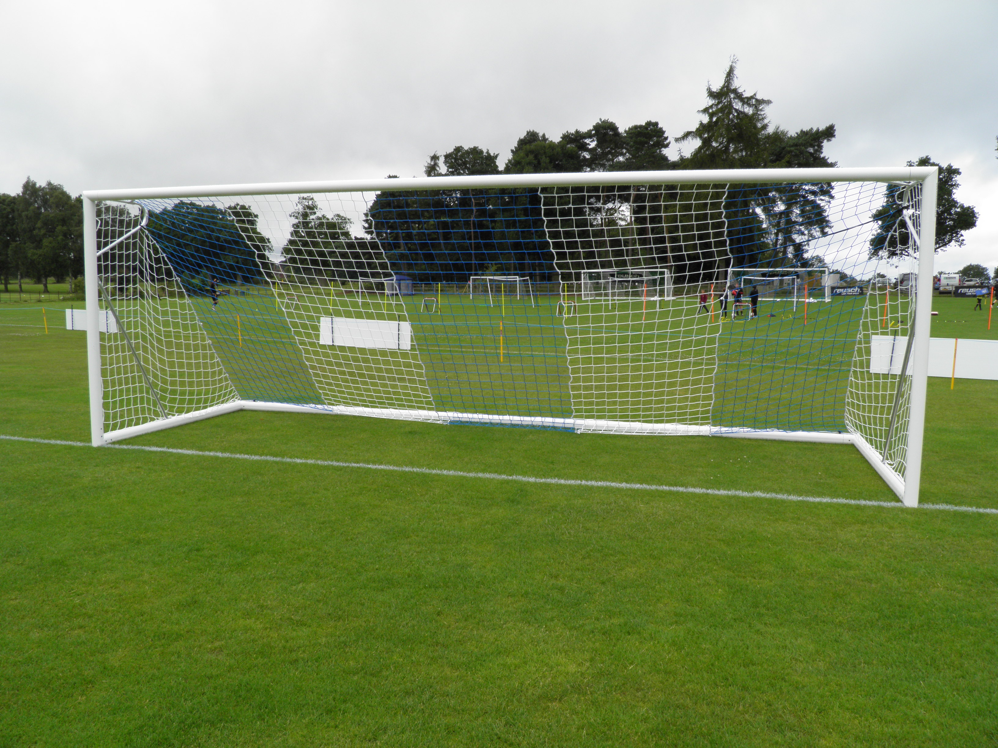 Thickened Football Goal Net – Official Size Soccer Nets For 5v5, 7v7 & 11v11 Matches